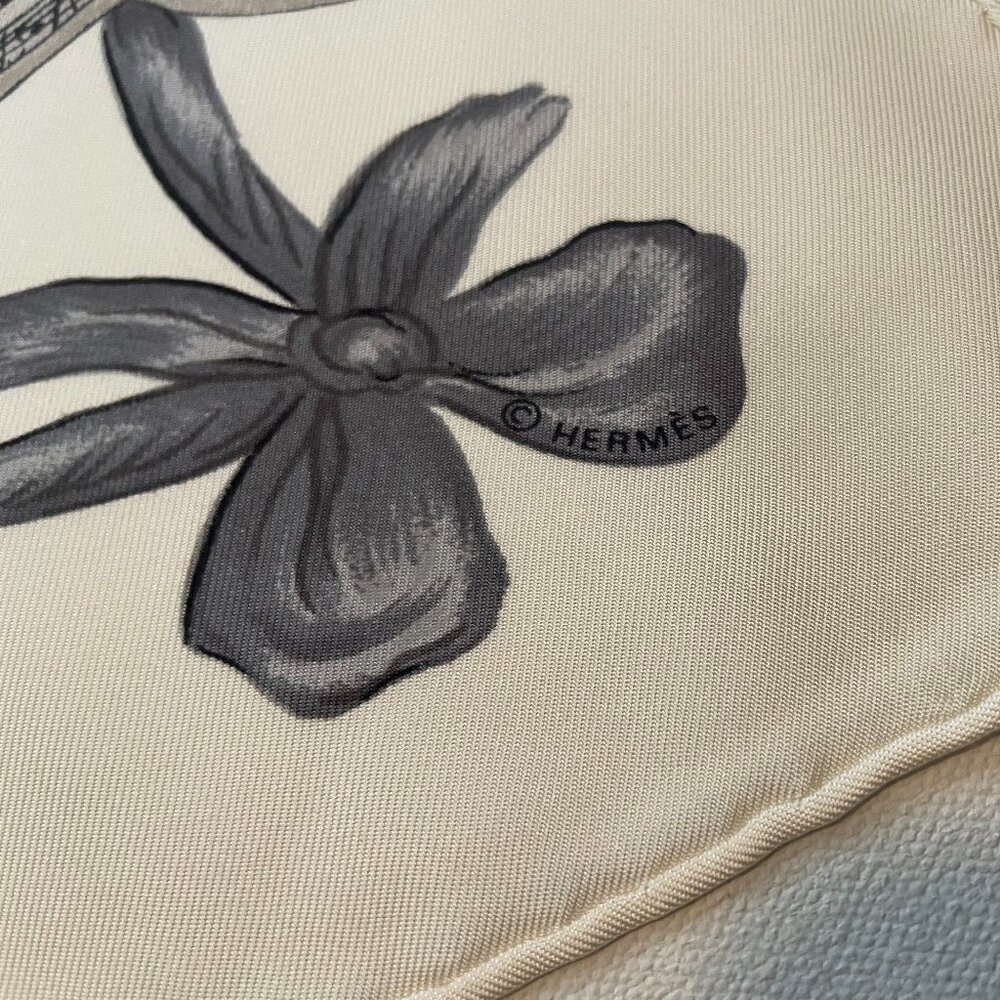 Hermes La Dance silk scarf  90 - Picture 3 of 7